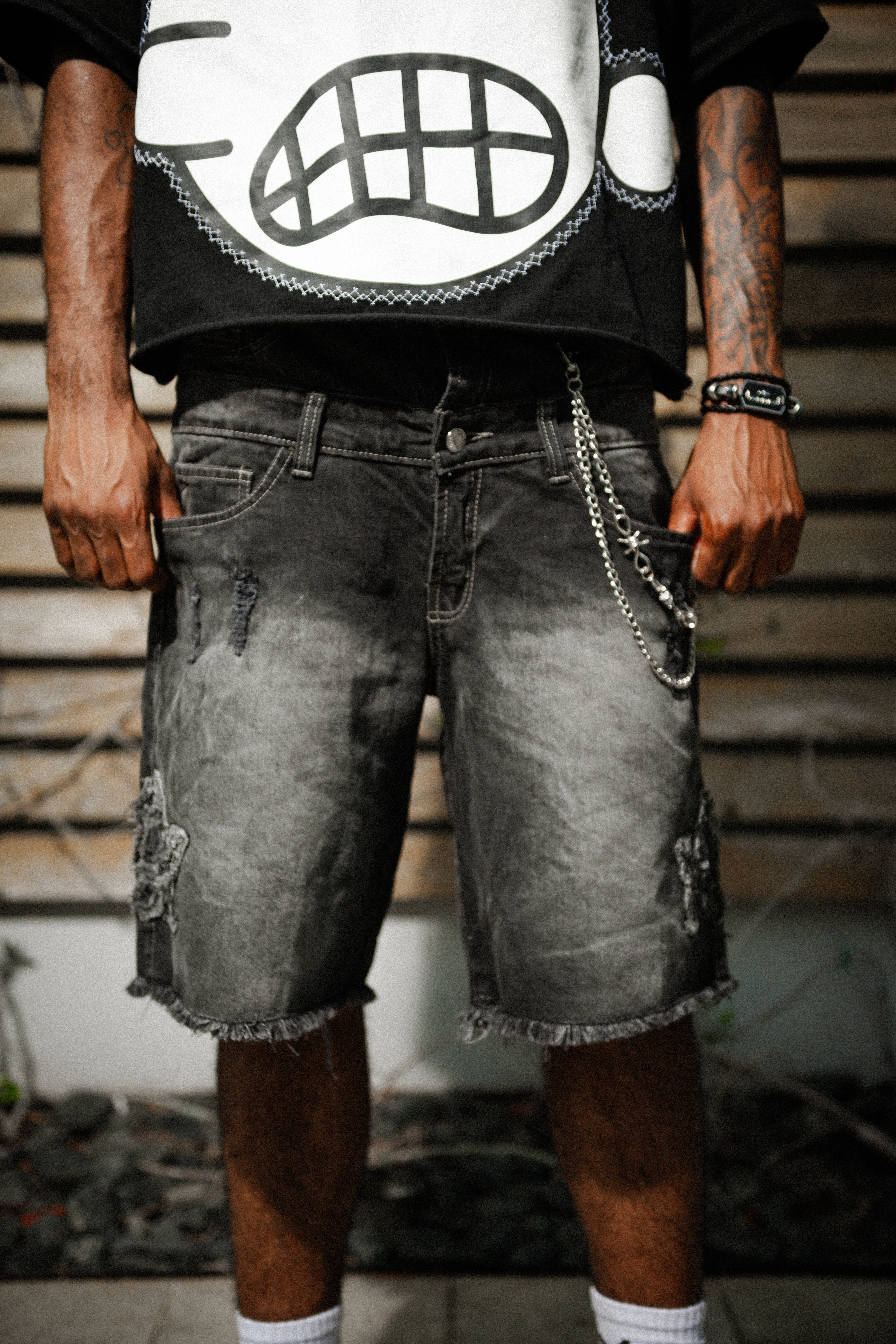 BLACK VINTAGE JORTS